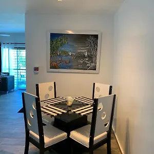 El Doral Apartment
